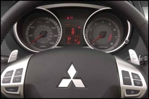 2007 Mitsubishi Outlander (Photo: Mitsubishi)