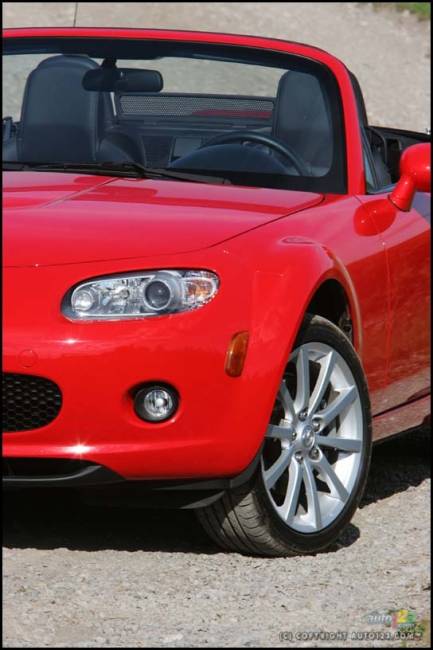 2006 Mazda MX-5 GT (Photo: Philippe Champoux, Auto123.com)