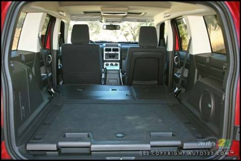 Dodge Nitro 2007 (Photo: Amyot Bachand, Auto123.com)
