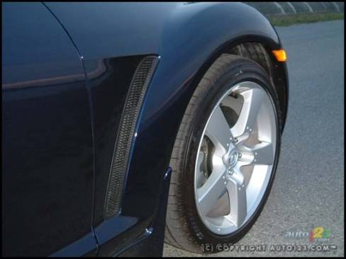 2007 Mazda RX-8 GT (Photo: Rob Rothwell, Auto123.com)