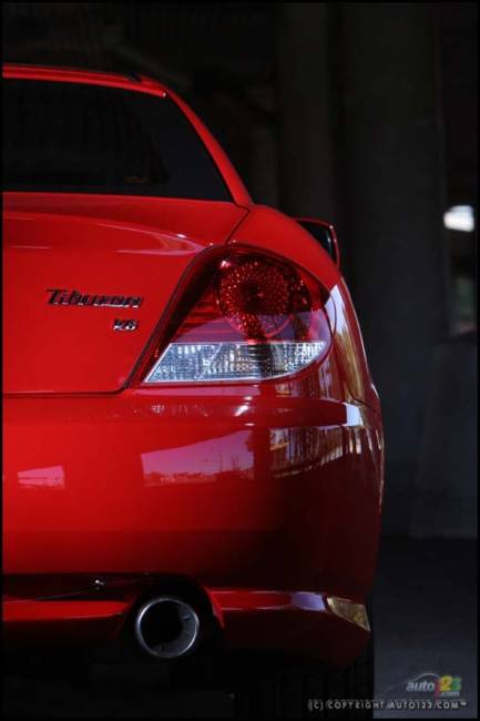 2006 Hyundai Tiburon Tuscani (Photo: Philippe Champoux, Auto123.com)