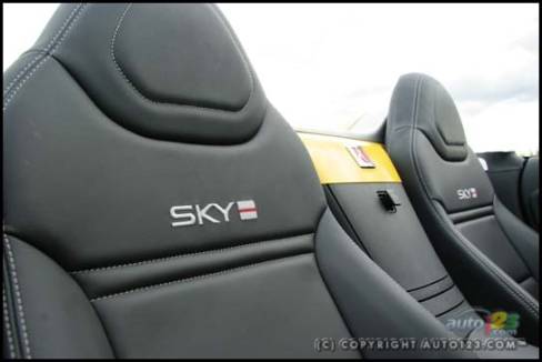 2007 Saturn SKY Red Line (Photo: Philippe Champoux, Auto123.com)