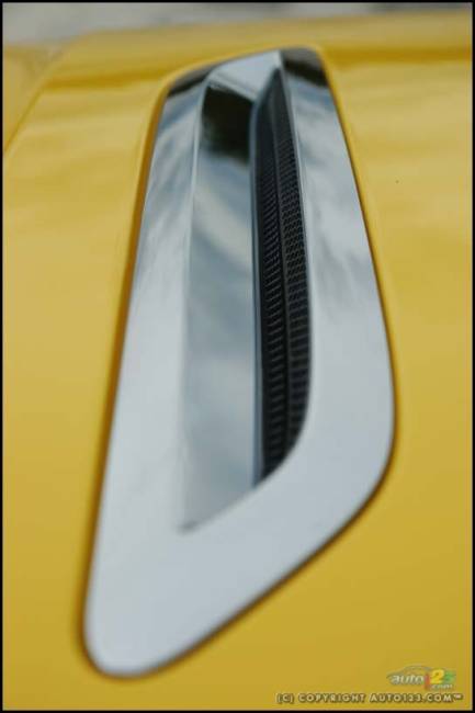 2007 Saturn SKY Red Line (Photo: Philippe Champoux, Auto123.com)