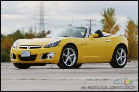 2007 Saturn SKY Red Line (Photo: Philippe Champoux, Auto123.com)