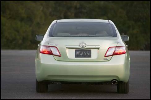Toyota Camry Hybrid 2007 (Photo: Toyota)