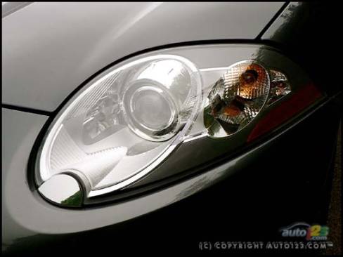 2007 Jaguar XK Convertible (Photo: John LeBlanc, straight-six.com)