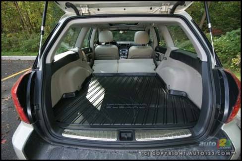 2007 Subaru Outback 3.0R Premier Package (Photo: Philippe Champoux, Auto123.com)