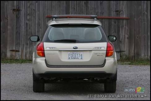 2007 Subaru Outback 3.0R Premier Package (Photo: Philippe Champoux, Auto123.com)