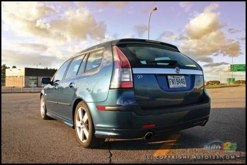 SAAB 9-3 SportCombi 2006 (Photo: Philippe Champoux et Olivier Delorme, Auto123.com)