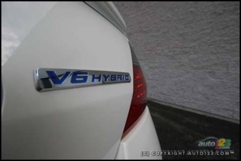 2006 Honda Accord Hybrid (Photo: Philippe Champoux, Auto123.com)