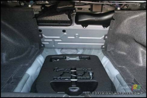 2006 Honda Accord Hybrid (Photo: Philippe Champoux, Auto123.com)