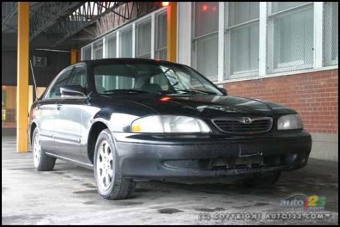 Mazda 626 1999 (Photo: Olivier Delorme, Auto123.com)