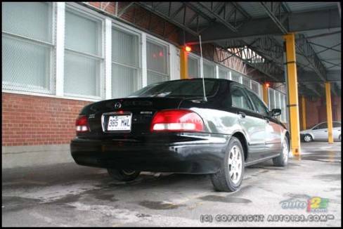 Mazda 626 1999 (Photo: Olivier Delorme, Auto123.com)