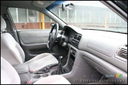 Mazda 626 1999 (Photo: Olivier Delorme, Auto123.com)