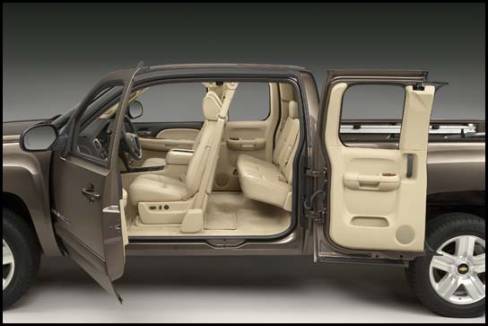 2007 Chevrolet Silverado (Photo: General Motors)