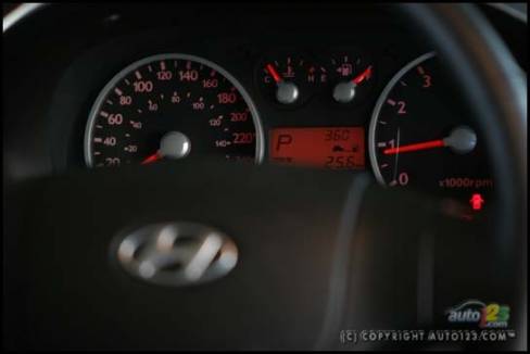 2006 Hyundai Tiburon Tuscani (Photo: Philippe Champoux, Auto123.com)