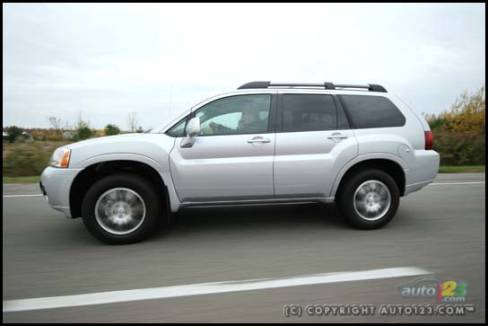 2007 Mitsubishi Endeavor Limited (Photo: Philippe Champoux, Auto123.com)