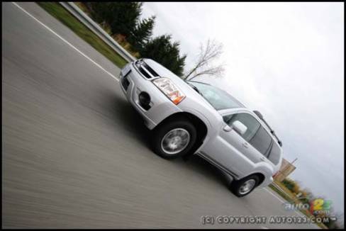2007 Mitsubishi Endeavor Limited (Photo: Philippe Champoux, Auto123.com)