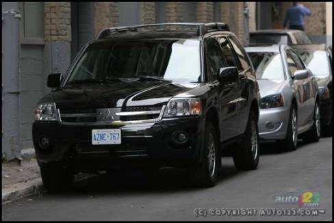 2007 Mitsubishi Endeavor Limited (Photo: Philippe Champoux, Auto123.com)