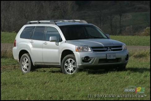 2007 Mitsubishi Endeavor Limited (Photo: Philippe Champoux, Auto123.com)