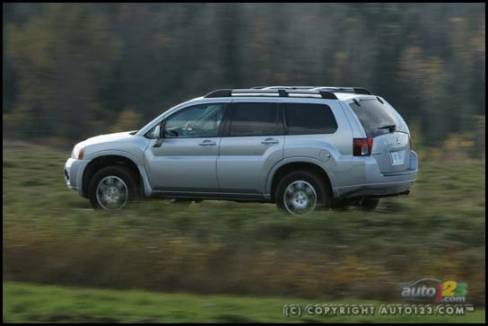 2007 Mitsubishi Endeavor Limited (Photo: Philippe Champoux, Auto123.com)