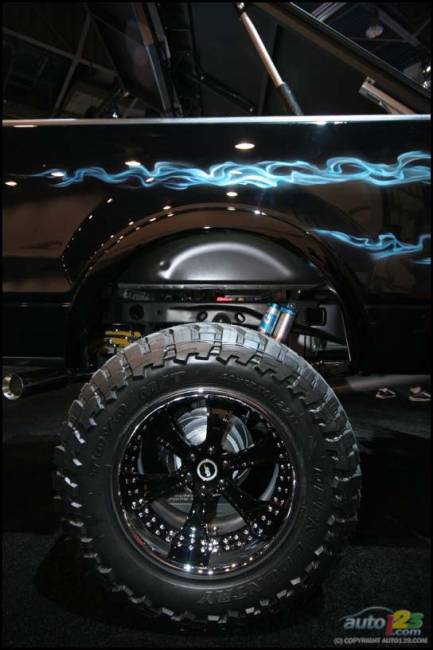 2006 SEMA Show (Photo: Philippe Champoux, Auto123.com)