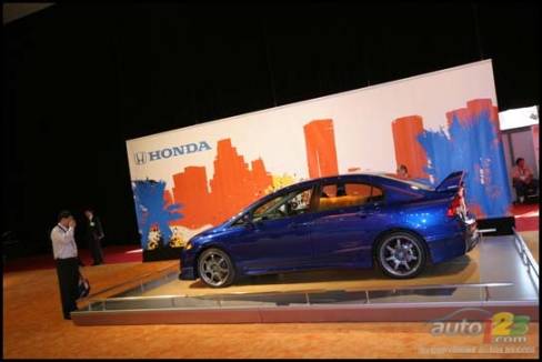 2006 SEMA Show (Photo: Philippe Champoux, Auto123.com)