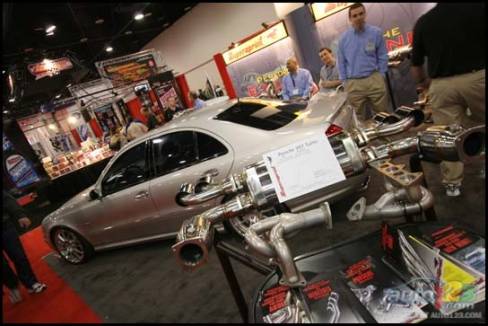2006 SEMA Show (Photo: Philippe Champoux, Auto123.com)