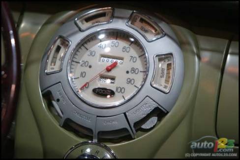 2006 SEMA Show (Photo: Philippe Champoux, Auto123.com)