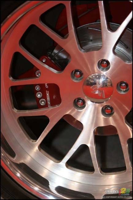 2006 SEMA Show (Photo: Philippe Champoux, Auto123.com)