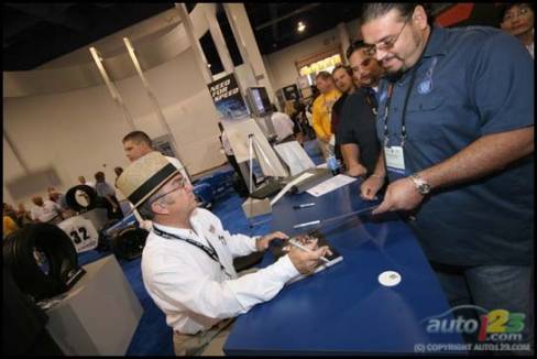 2006 SEMA Show (Photo: Philippe Champoux, Auto123.com)