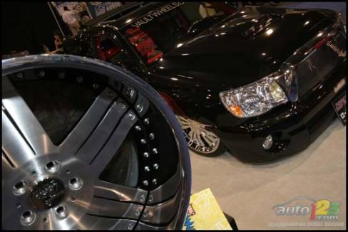 2006 SEMA Show (Photo: Philippe Champoux, Auto123.com)