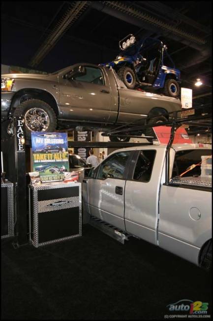 2006 SEMA Show (Photo: Philippe Champoux, Auto123.com)