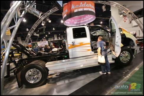2006 SEMA Show (Photo: Philippe Champoux, Auto123.com)
