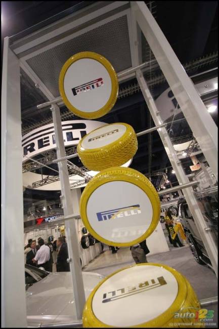 2006 SEMA Show (Photo: Philippe Champoux, Auto123.com)