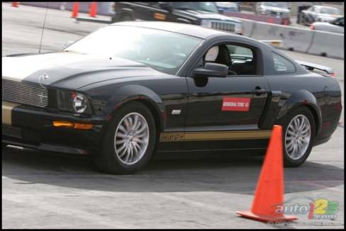 2006 SEMA Show (Photo: Philippe Champoux, Auto123.com)