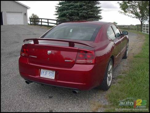 2006 Dodge Charger SRT8 (Photo: Kevin Corrigan, Auto123.com)
