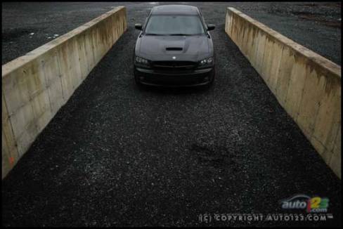2006 Dodge Charger SRT8 (Photo: Philippe Champoux, Auto123.com)
