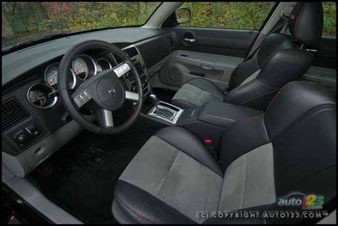 2006 Dodge Charger SRT8 (Photo: Philippe Champoux, Auto123.com)