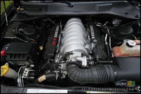 2006 Dodge Charger SRT8 (Photo: Philippe Champoux, Auto123.com)