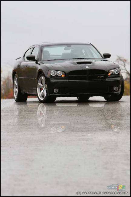 2006 Dodge Charger SRT8 (Photo: Philippe Champoux, Auto123.com)