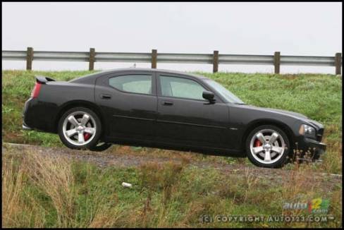 2006 Dodge Charger SRT8 (Photo: Philippe Champoux, Auto123.com)