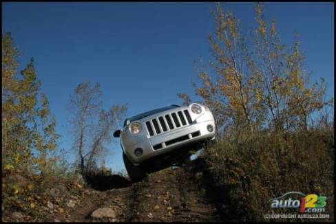 2007 Jeep Compass Limited 4x4 (Photo: Philippe Champoux, Auto123.com)