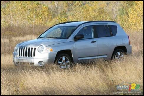 2007 Jeep Compass Limited 4x4 (Photo: Philippe Champoux, Auto123.com)