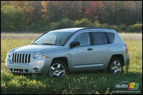 2007 Jeep Compass Limited 4x4 (Photo: Philippe Champoux, Auto123.com)