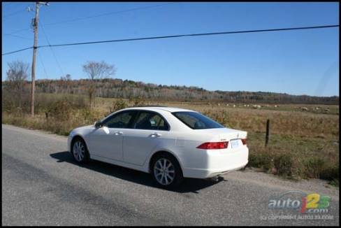 2006 Acura TSX (Photo: Justin Pritchard, Auto123.com)