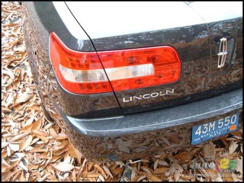 2007 Lincoln MKZ (Photo: Rob Rothwell)