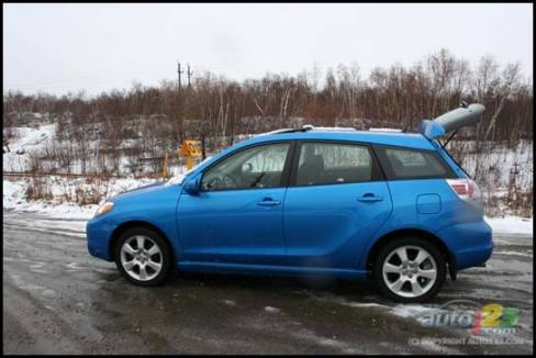 2007 Toyota Matrix (Photo: Justin Pritchard)