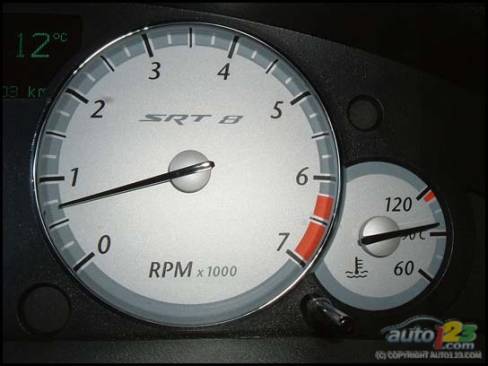 2006 Chrysler 300C SRT8 (Photo: Rob Rothwell, Auto123.com)