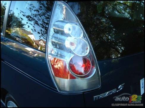 2007 Mazda5 GT (Photo: Rob Rothwell, Auto123.com)